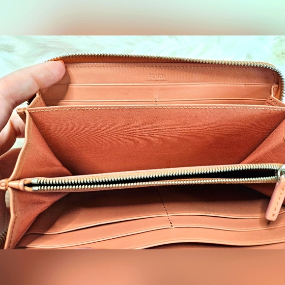Fendi Pink Leather Long Zip Wallet with COA - Picture 8 of 11